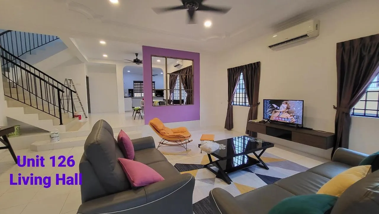 בית נופש Ipoh Family Villa-Spacious Stay For 21 Or 42Pax